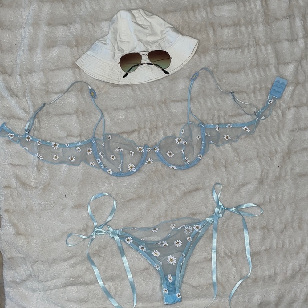 🌼Daisy Underwire Sheer Mesh Lingerie Set🌼